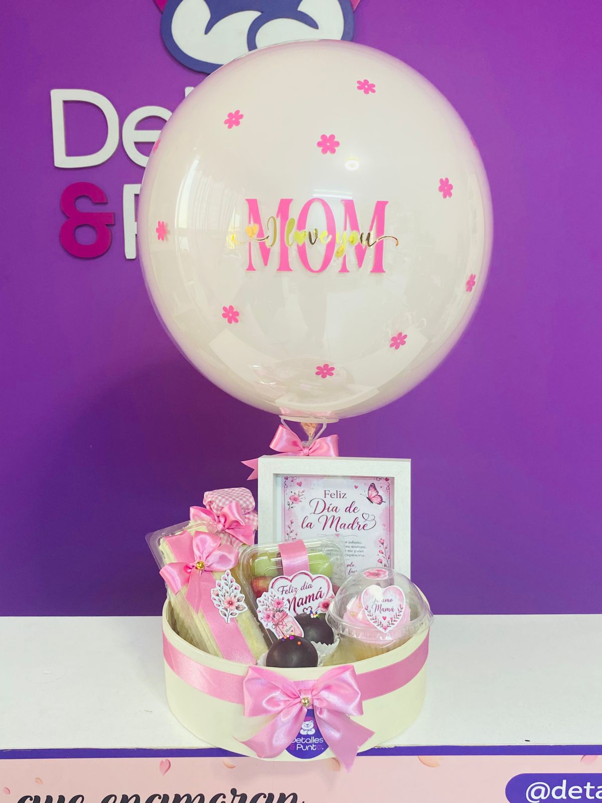 MOM DIVINA